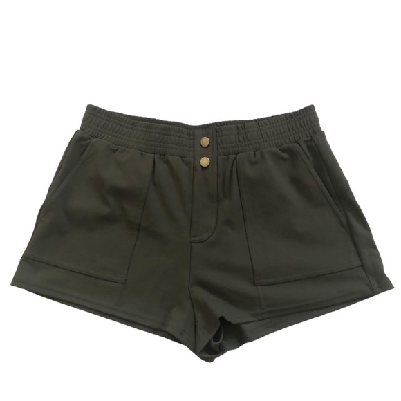 HALARA Mid Rise Elastic Waistband Button Side Pocket Casual Shorts 1.5'' - Picture 5 of 10